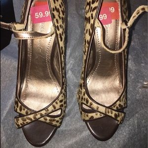 Brand New BCBG Leopard Heels